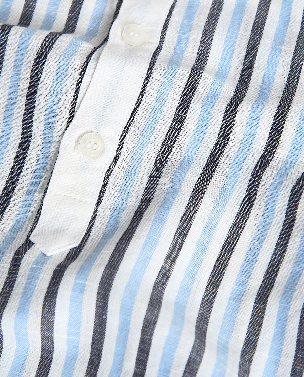 Camisa Infantil Às Riscas com Gola À Padre Azul-3