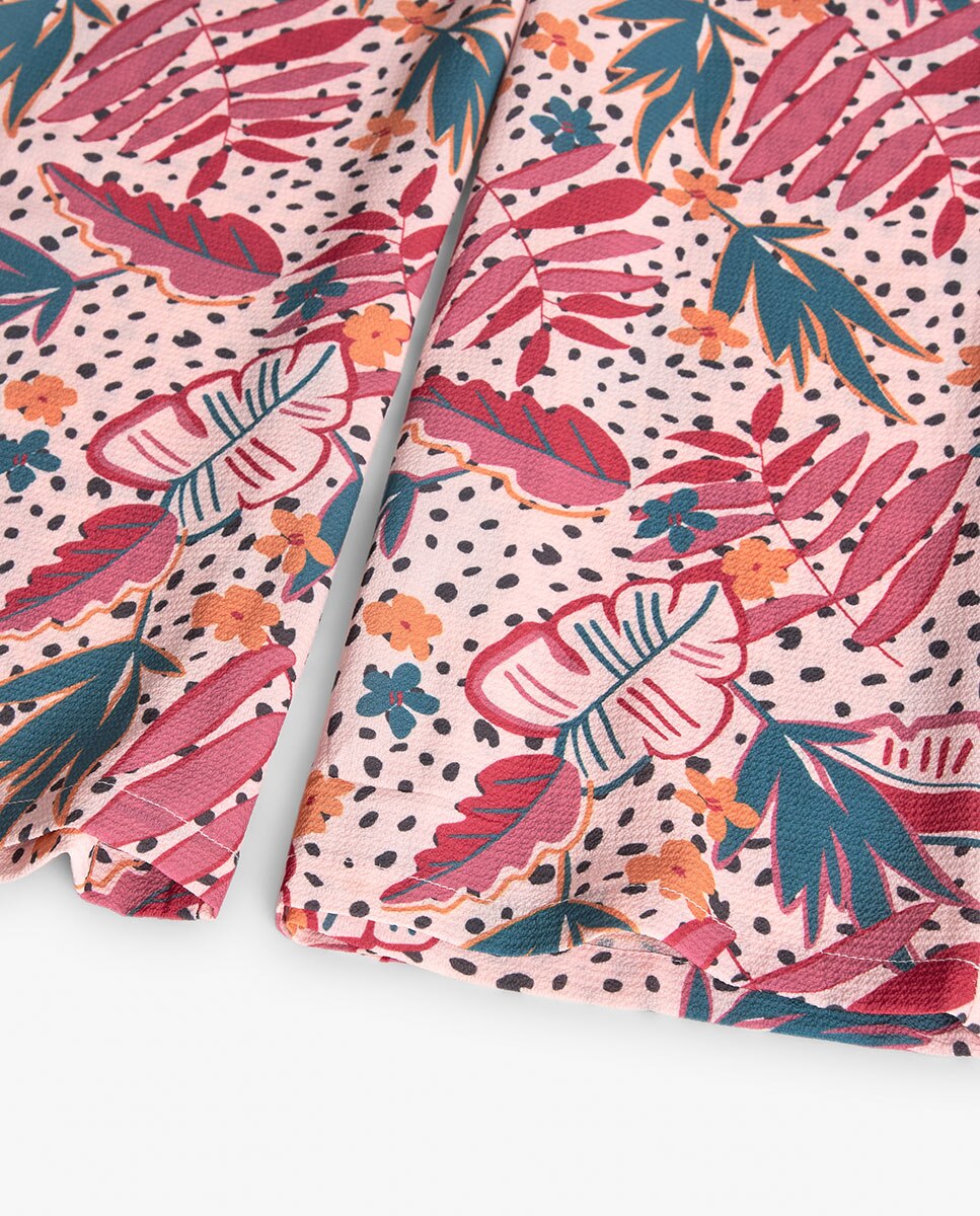 Macacão Infantil de Alças com Estampado de Flores Rosa-4