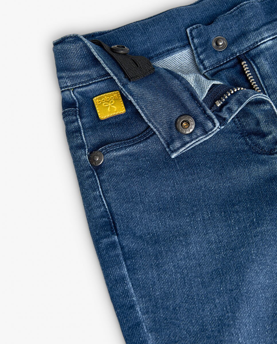 Jeans À Boca de Sino com Detalhe de Flores Boboli Azul-3