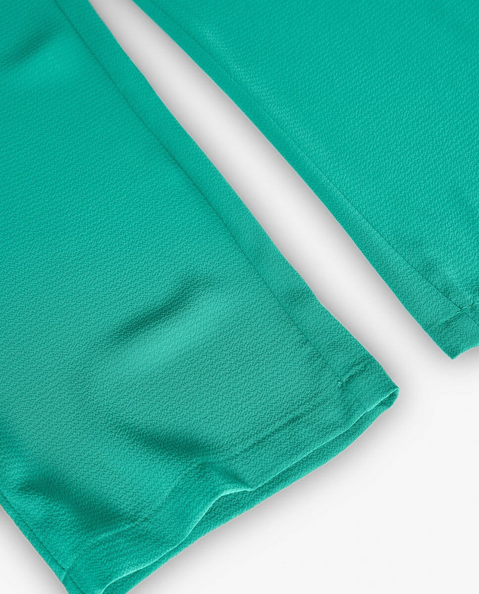 Macacão Liso com Folhos Verde-4