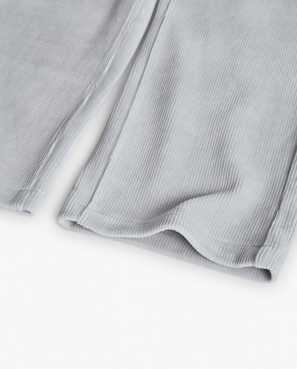 Calças Largas Infantil de Microbombazina com Bolsos Cinzento-claro-4