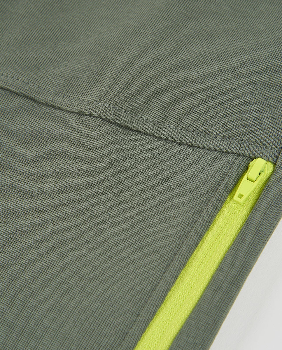 Conjunto de Sweatpants Infantil de Manga Comprida com Gola Redonda Cinzento / Amarelo-flúor-4