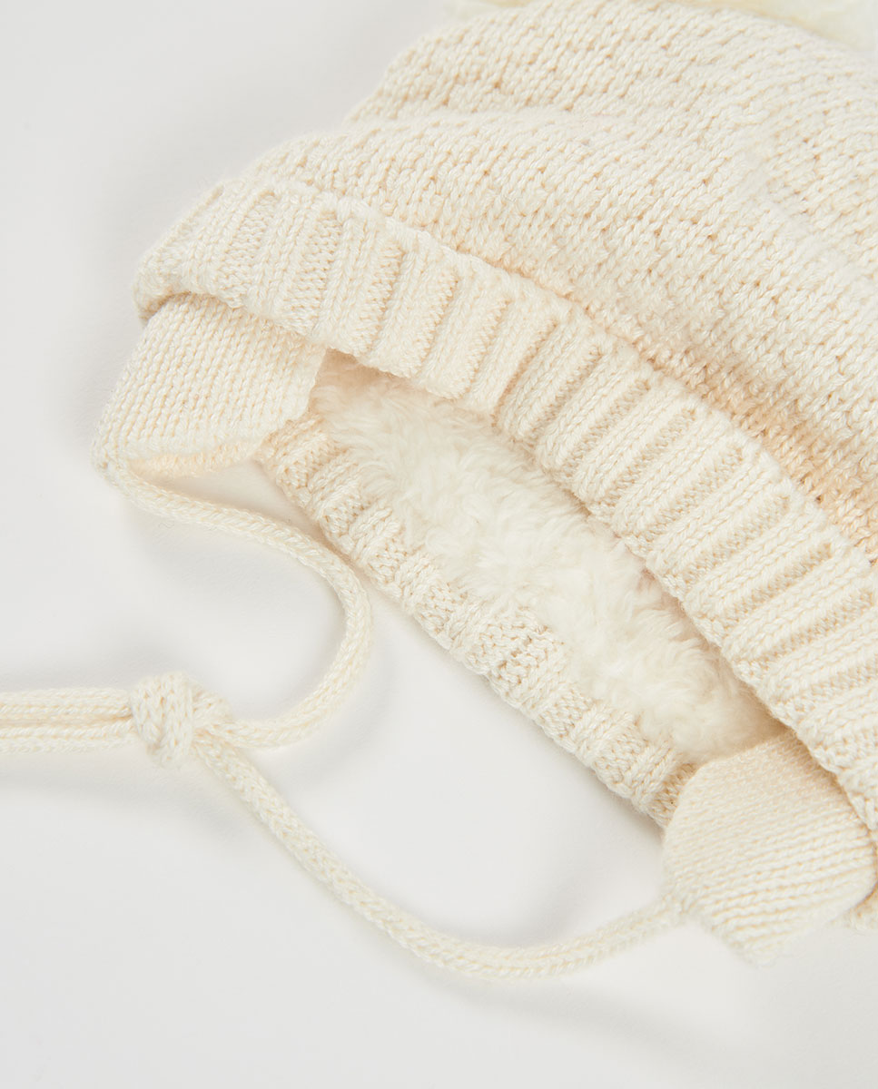 Chapéu de Malha para Bebé com Forro Branco-2