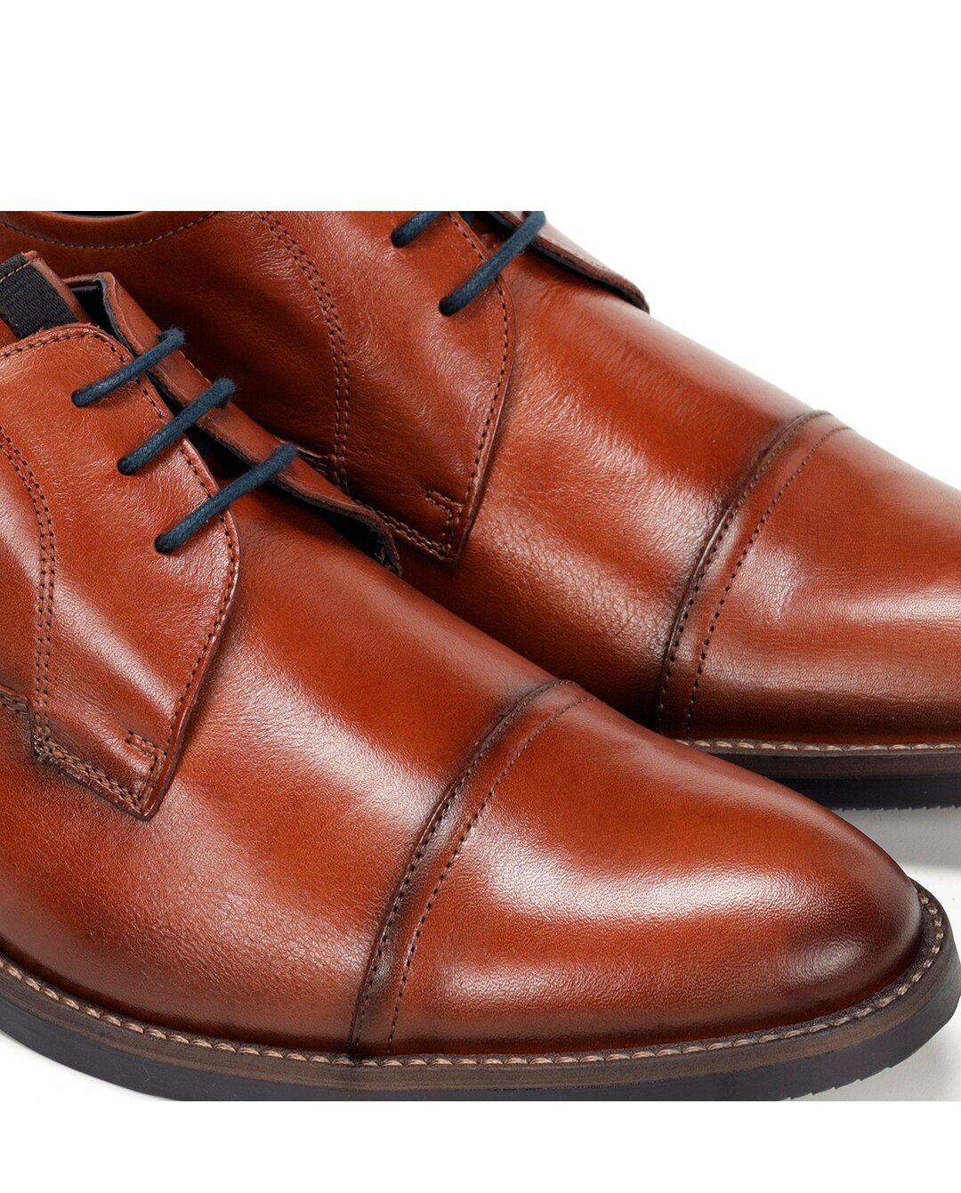 Sapatos de Cordões Fabricados em Pele Castanho-5