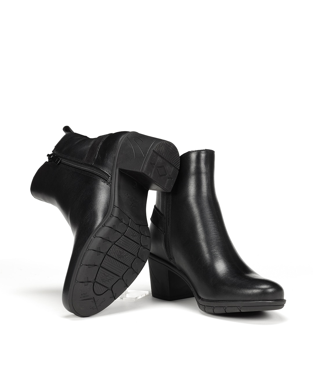 Botins Fabricados em Pele Preto-4