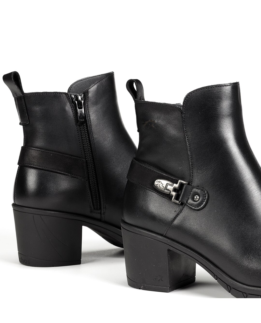 Botins Fabricados em Pele Preto-6