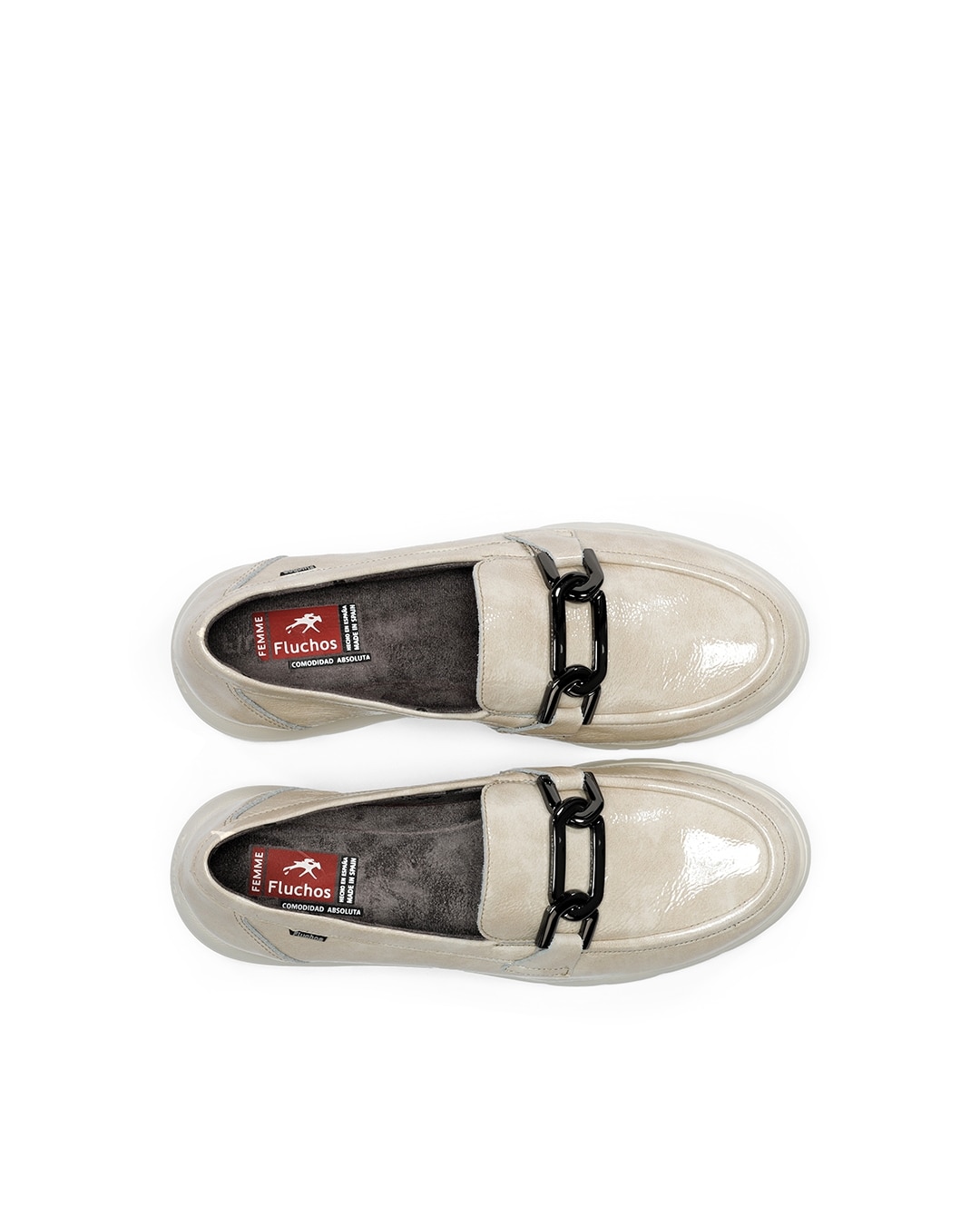 Mocassins Fabricados em Verniz Bege-5