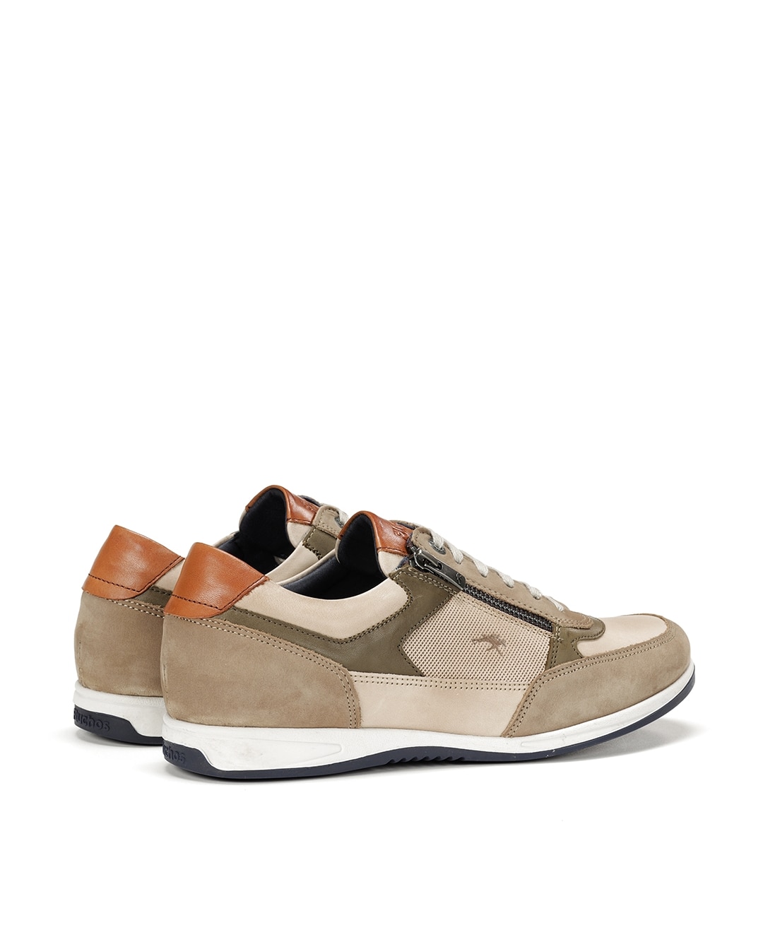 Sapatos de Cordões Fabricados em Nobuck Bege-3