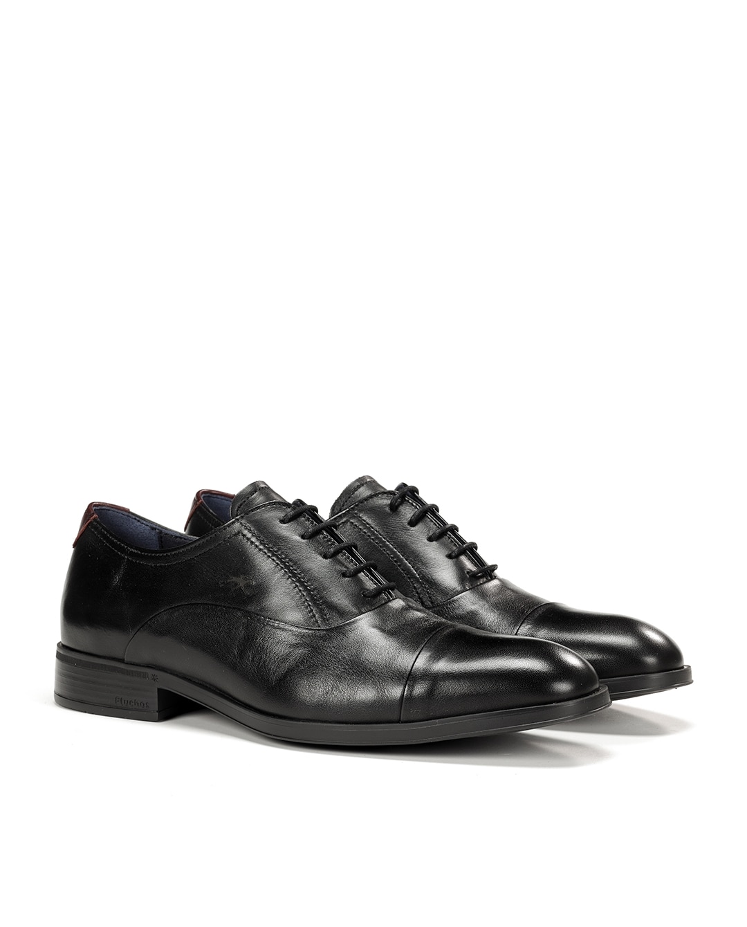 Sapatos de Cordões Fabricados em Pele Preto-2