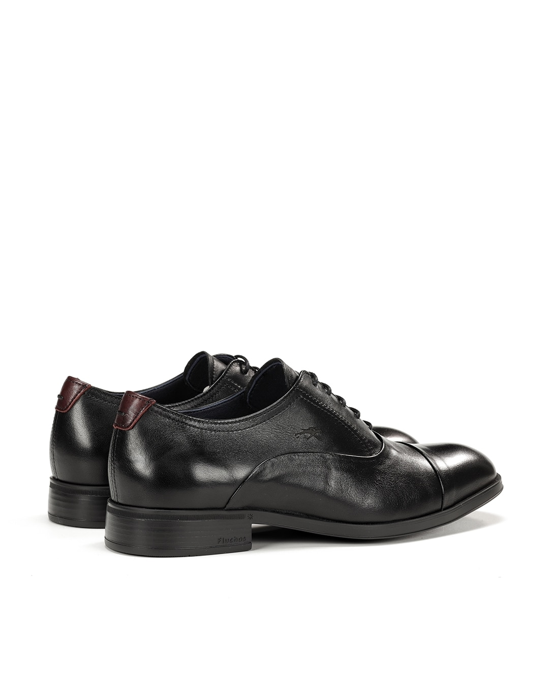 Sapatos de Cordões Fabricados em Pele Preto-3