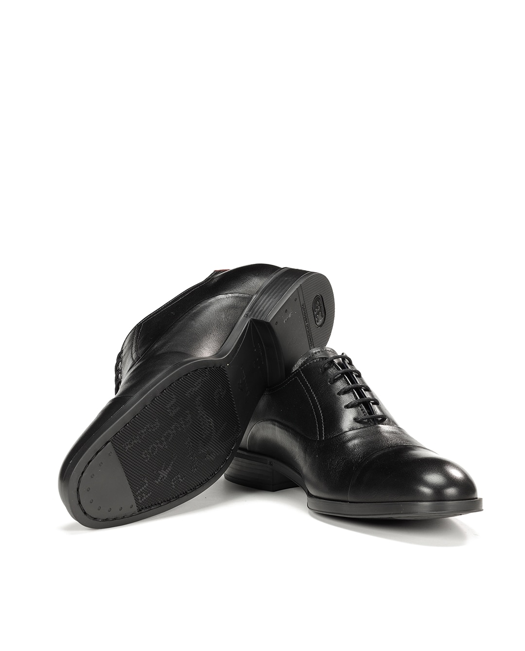 Sapatos de Cordões Fabricados em Pele Preto-4