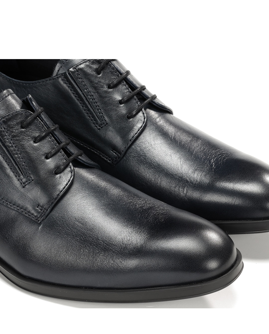 Sapatos de Cordões Fabricados em Pele Preto-6