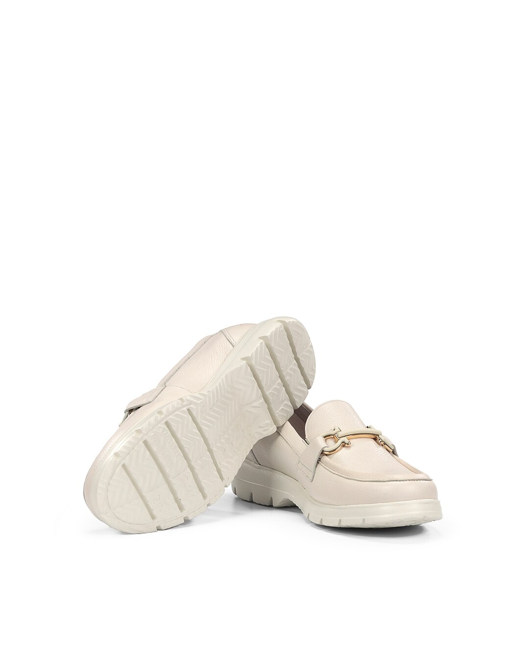 Mocassins Fabricados em Pele Bege-4