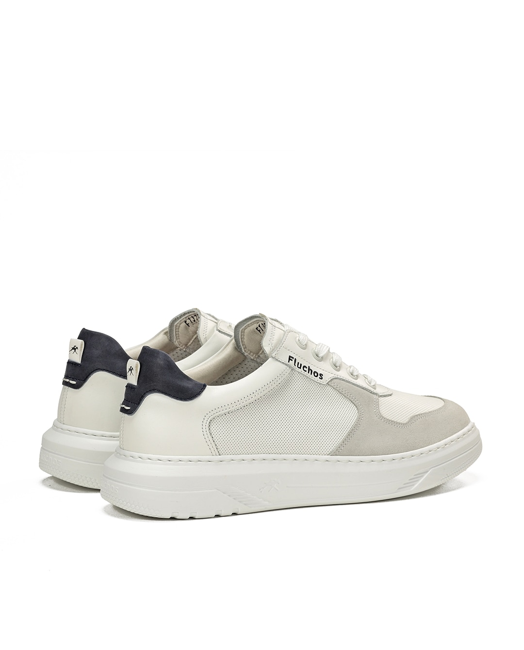 Sapatos de Cordões Fabricados em Pele Branco-3