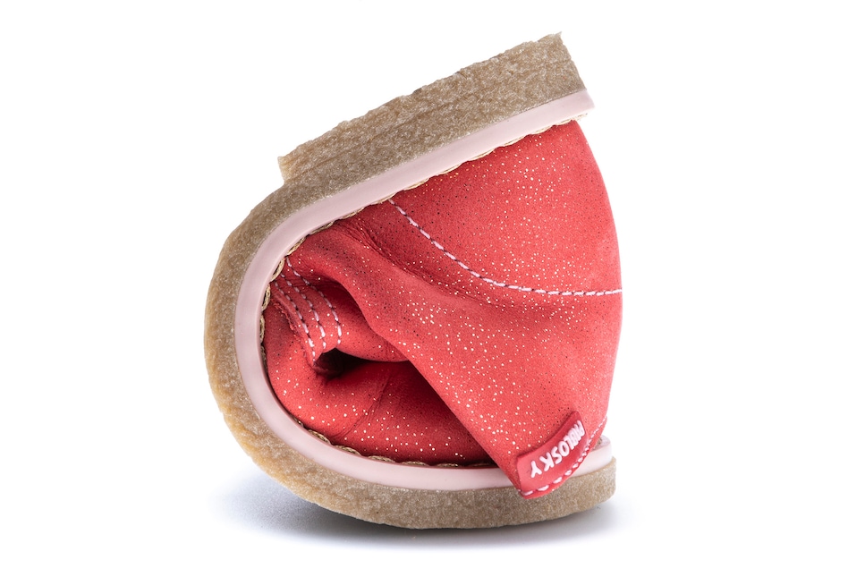Botas de Bebé em Pele com Fecho Vermelho-4