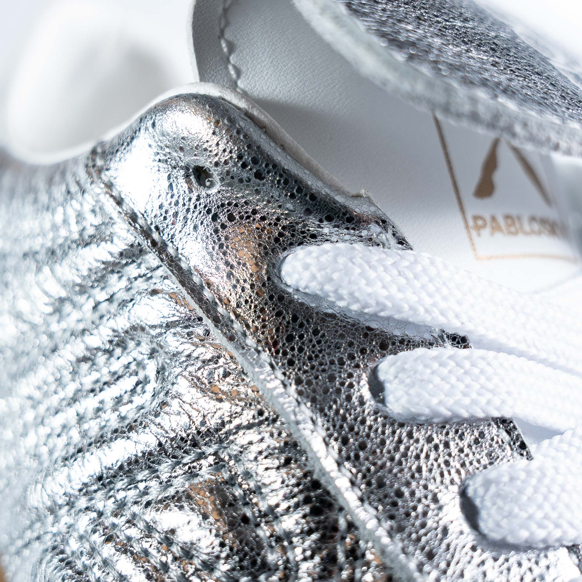 Sapatilhas Infantil Pablosky de Pele com Atacadores Prata-6