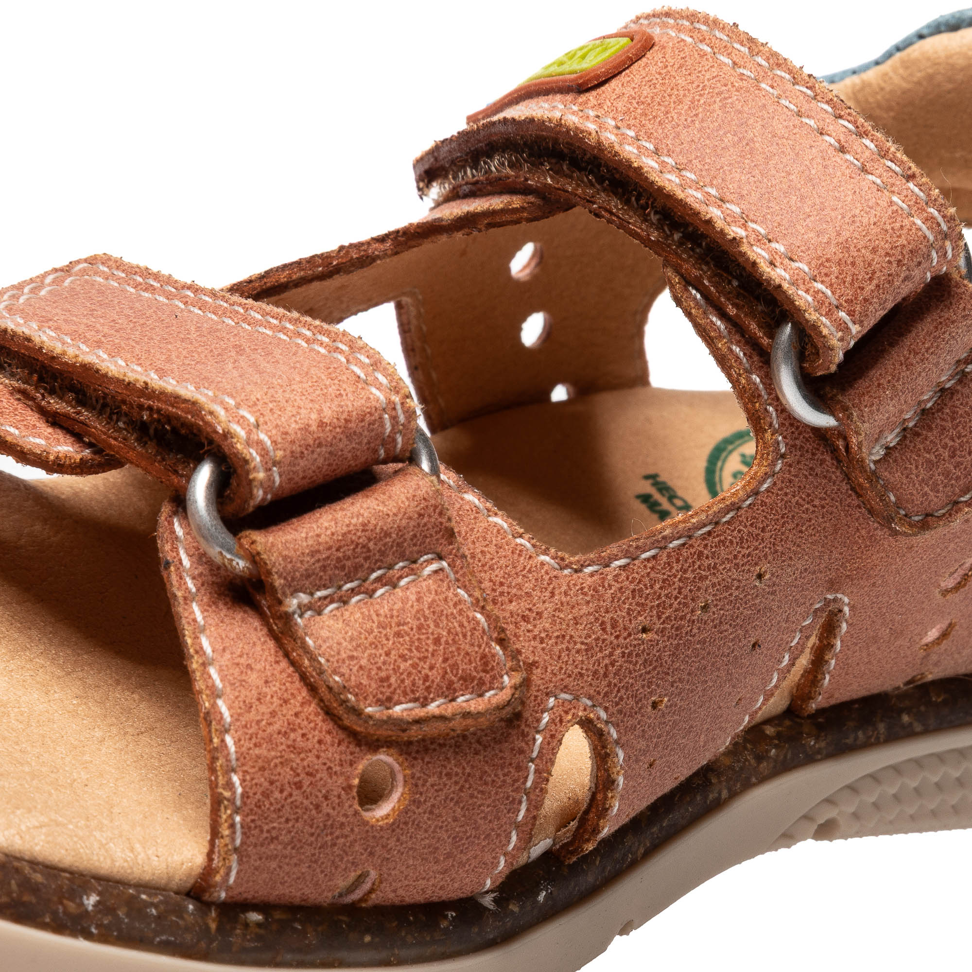 Sandálias Fechadas Infantil com Velcro Pablosky Castanho-3