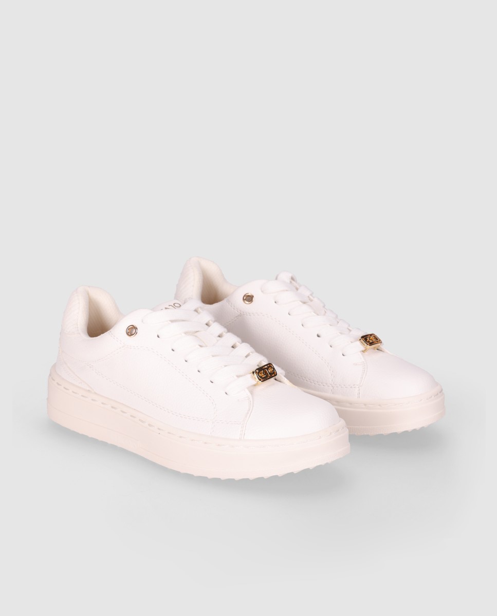 Sapatilhas Básicas com Detalhes Metálicos Decorativos e Sola Canalada Branco-2