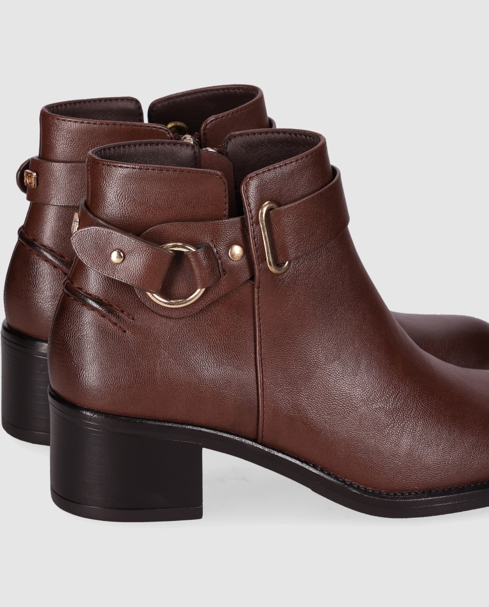 Botins Básicos com Fivela Decorativa e Acabamento Elegante com Fecho Zip Castanho-5