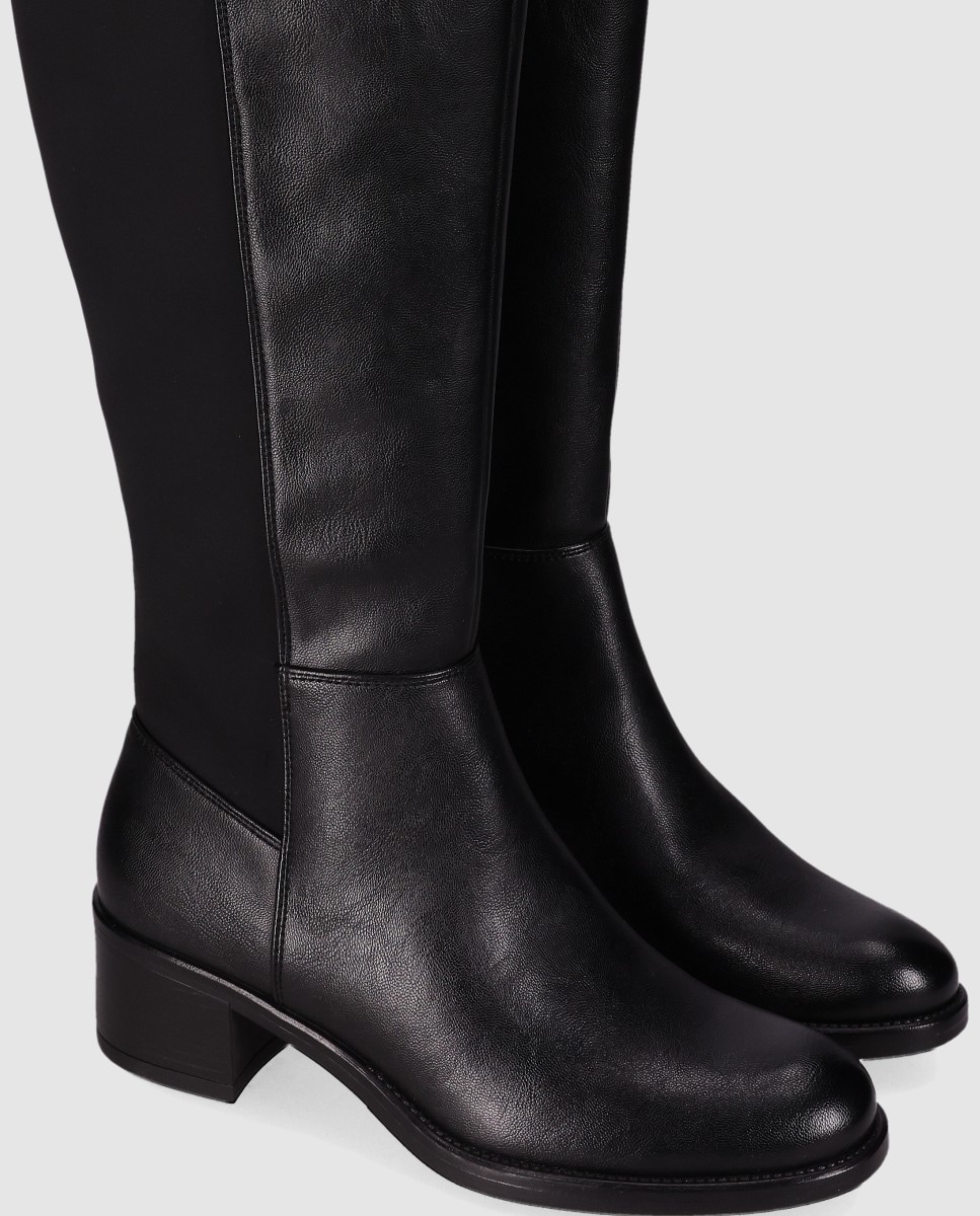 Botas com Cano Assimétrico e Fecho Zip Preto-4