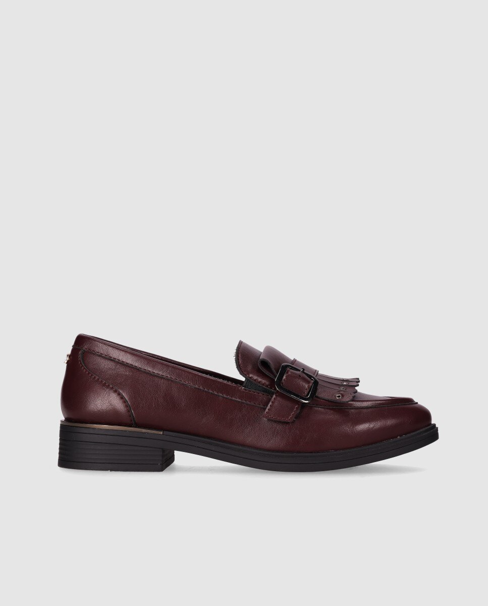 Imagem 0 de Mocassins com Salto com Design Elegante e Biqueira Redonda