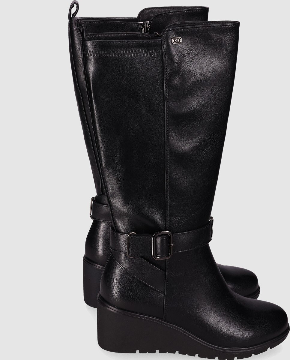 Botas Básicas com Cano Alto e Biqueira Redonda Preto-4