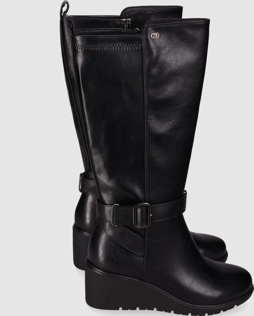 Botas Básicas com Cano Alto e Biqueira Redonda Preto-4