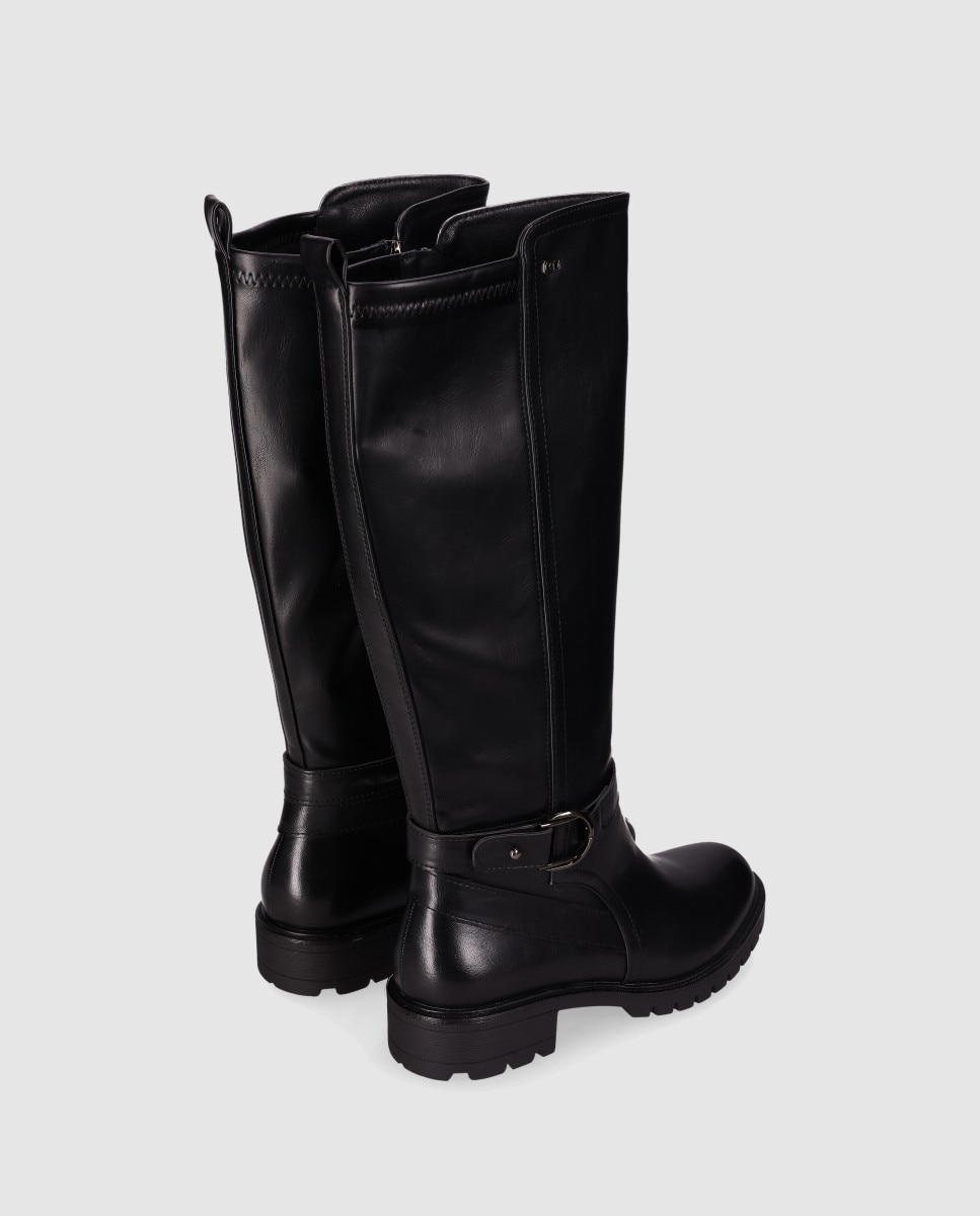 Botas Básicas com Cano Alto e Sola Serrilhada Preto-3