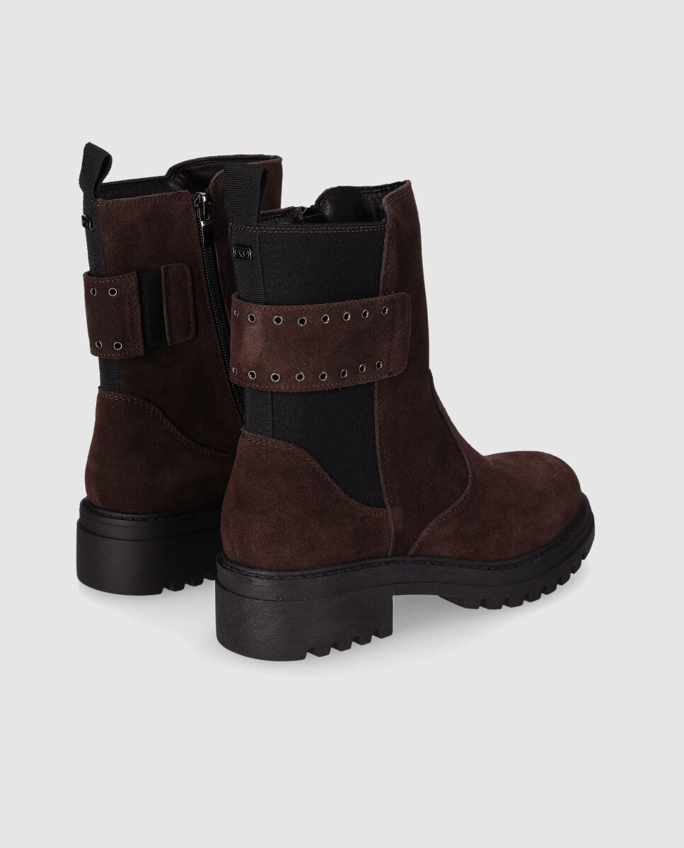 Botins Desenhados em Pele com Sola Truch e Biqueira Redonda Castanho-3