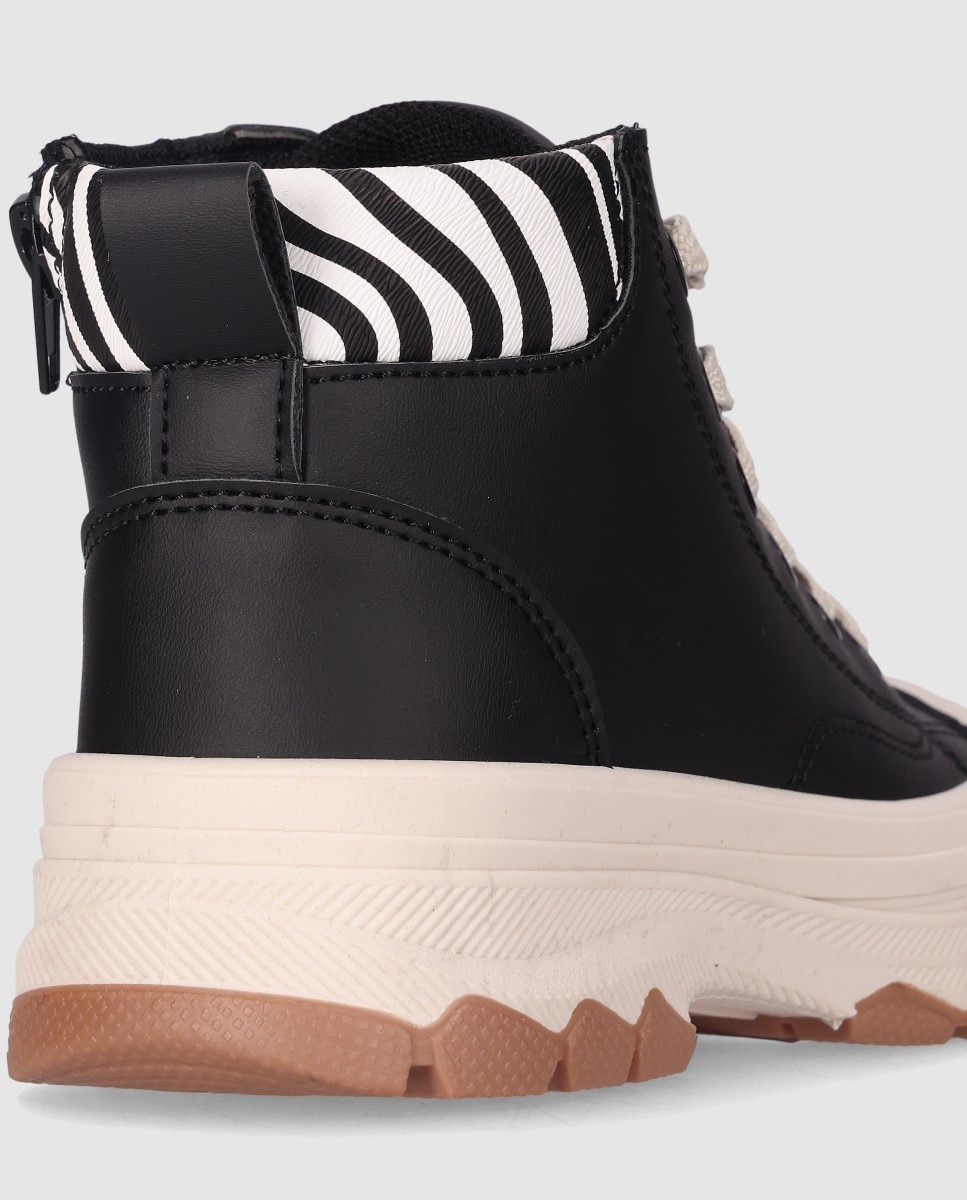 Sapatilhas Altas Infantis com Detalhes de Animal Print e Atacadores Chika10 Kids Preto-5