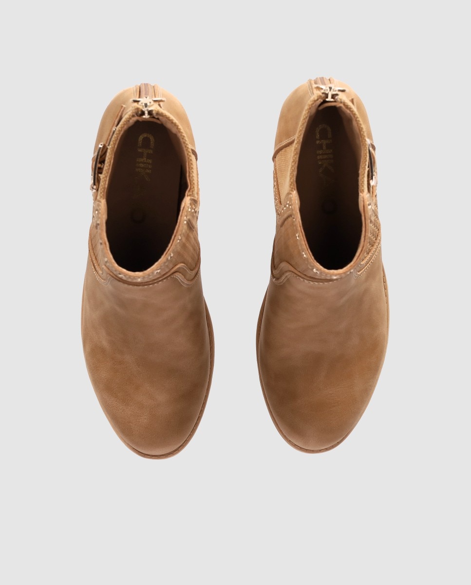 Botins Cowboy com Design Texturizado e Fivela Lateral com Tachas Metálicas Decorativas Castanho-claro-4