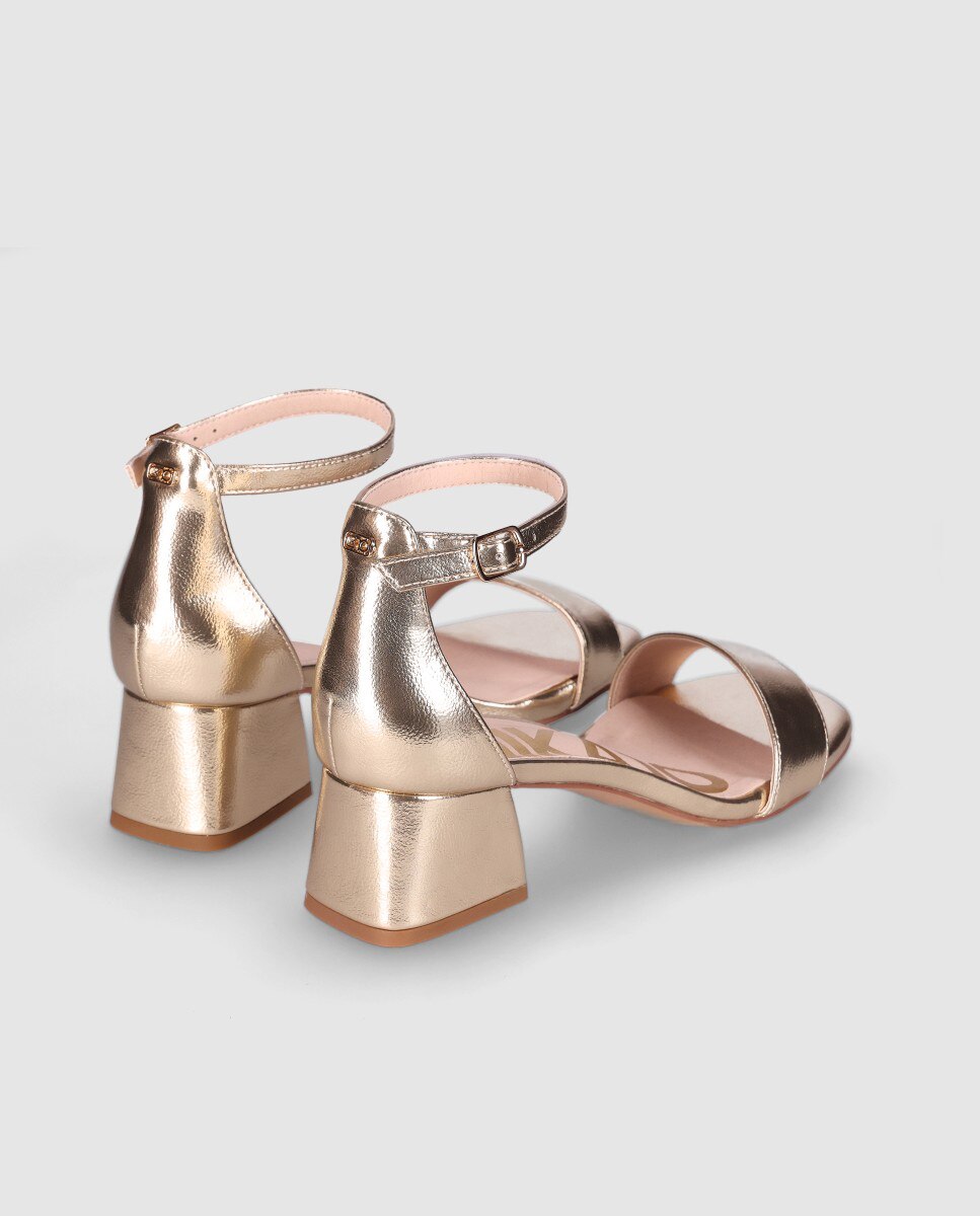 Sandálias de Salto com Estilo Minimalista e Elegante de Tacão Largo e Tira no Tornozelo Dourado-3