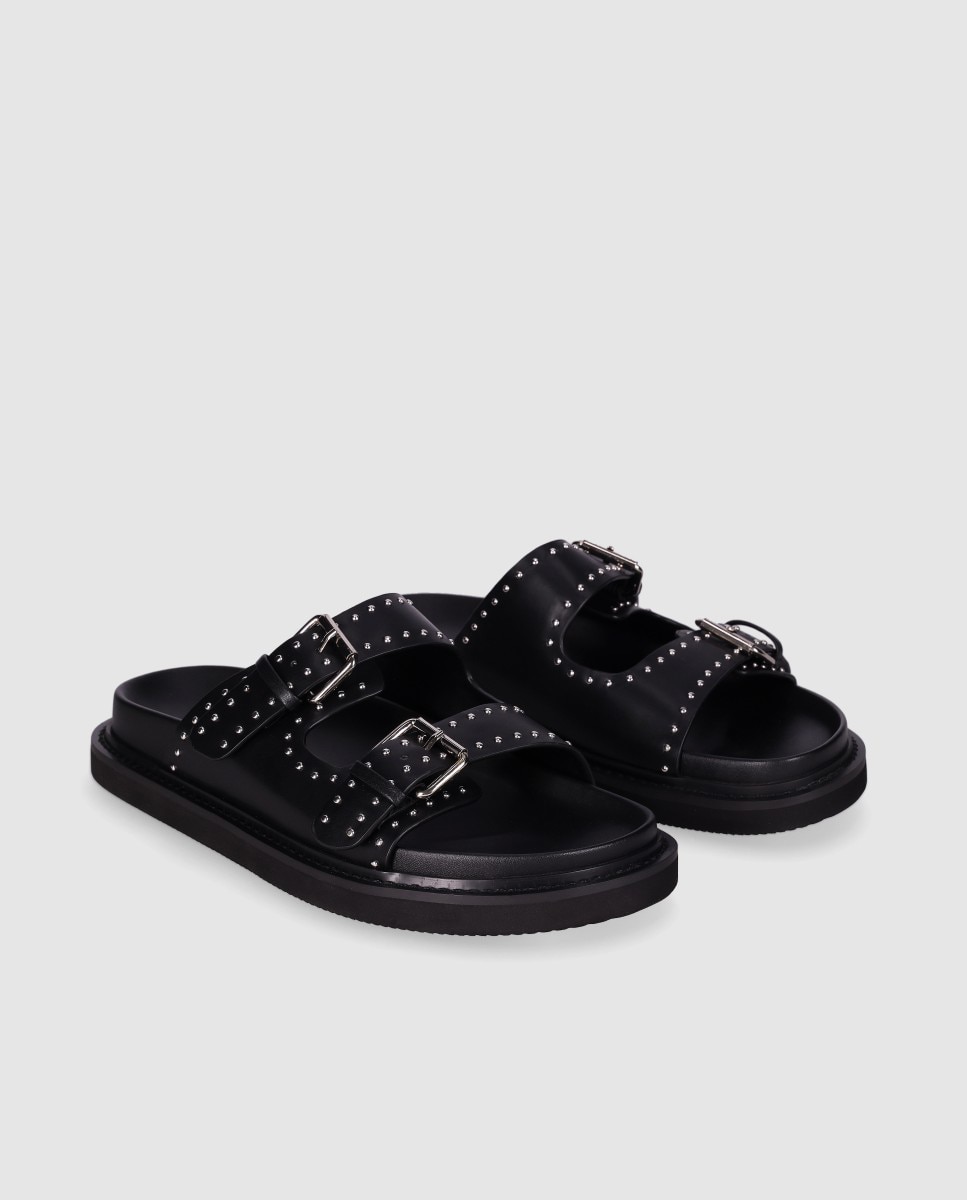Sandálias Rasas com Tira Dupla Larga com Fivelas Ajustáveis e Apliques Metálicos Decorativos Preto-2