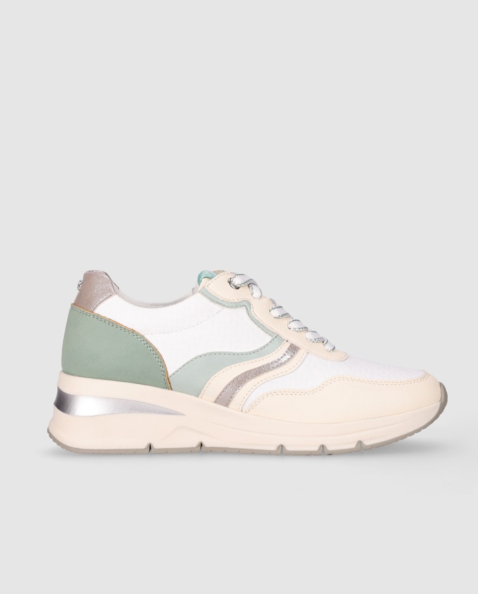 Imagem 0 de Sapatilhas com Cunha Baixa com Atacadores e Biqueira Redonda