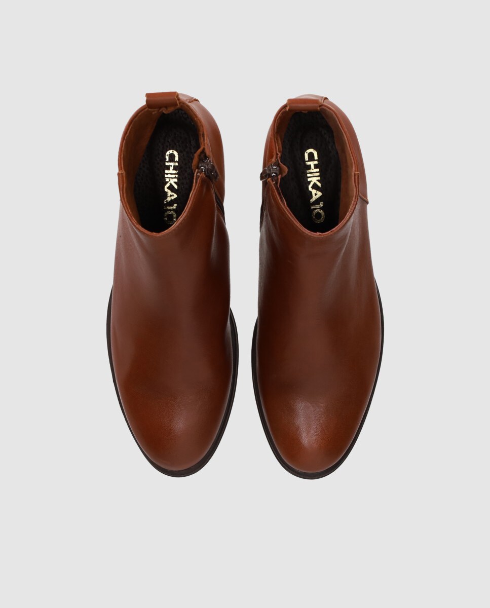 Botins em Pele com Fecho Zip e Acabamento Liso Castanho-claro-4