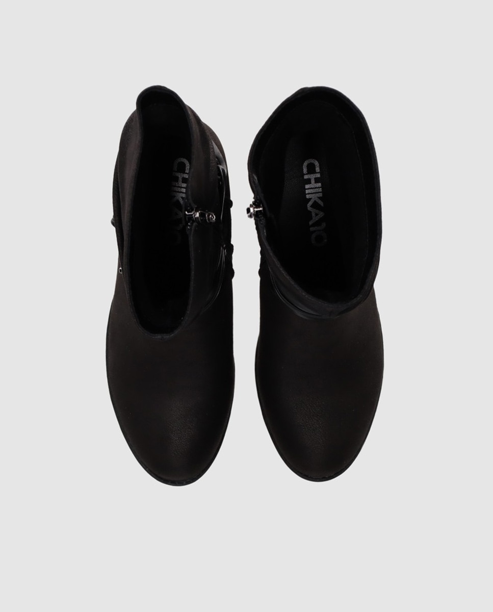 Botins Cowboy com Cano Médio Franzido e Detalhes Decorativos no Tornozelo Preto-4