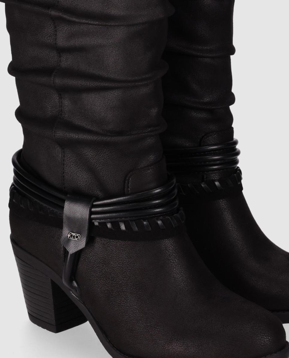 Botas Cowboy com Design Envolvente e Tacão Largo Preto-4