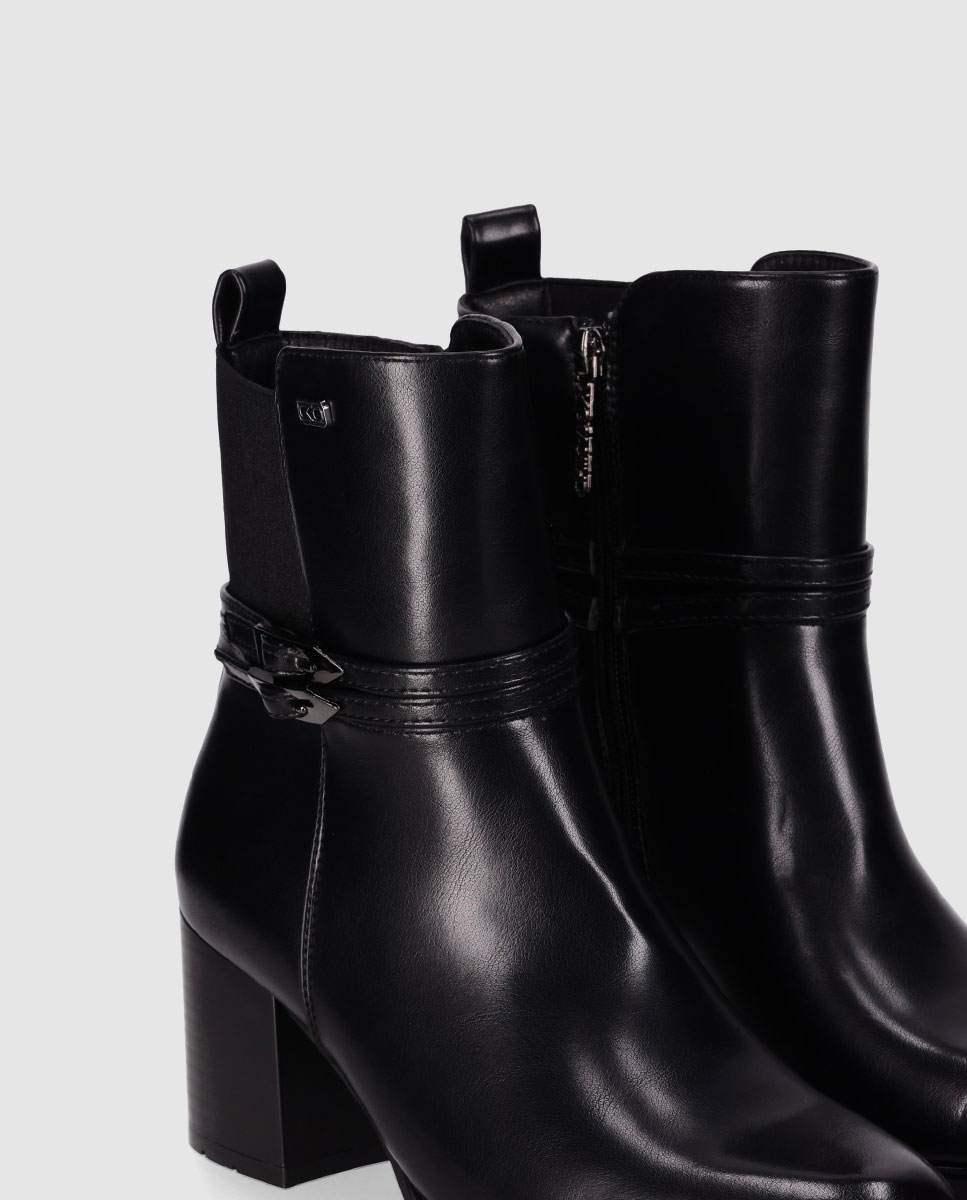 Botins Básicos com Painel Elástico Posterior e Adorno Decorativo no Tornozelo Preto-5