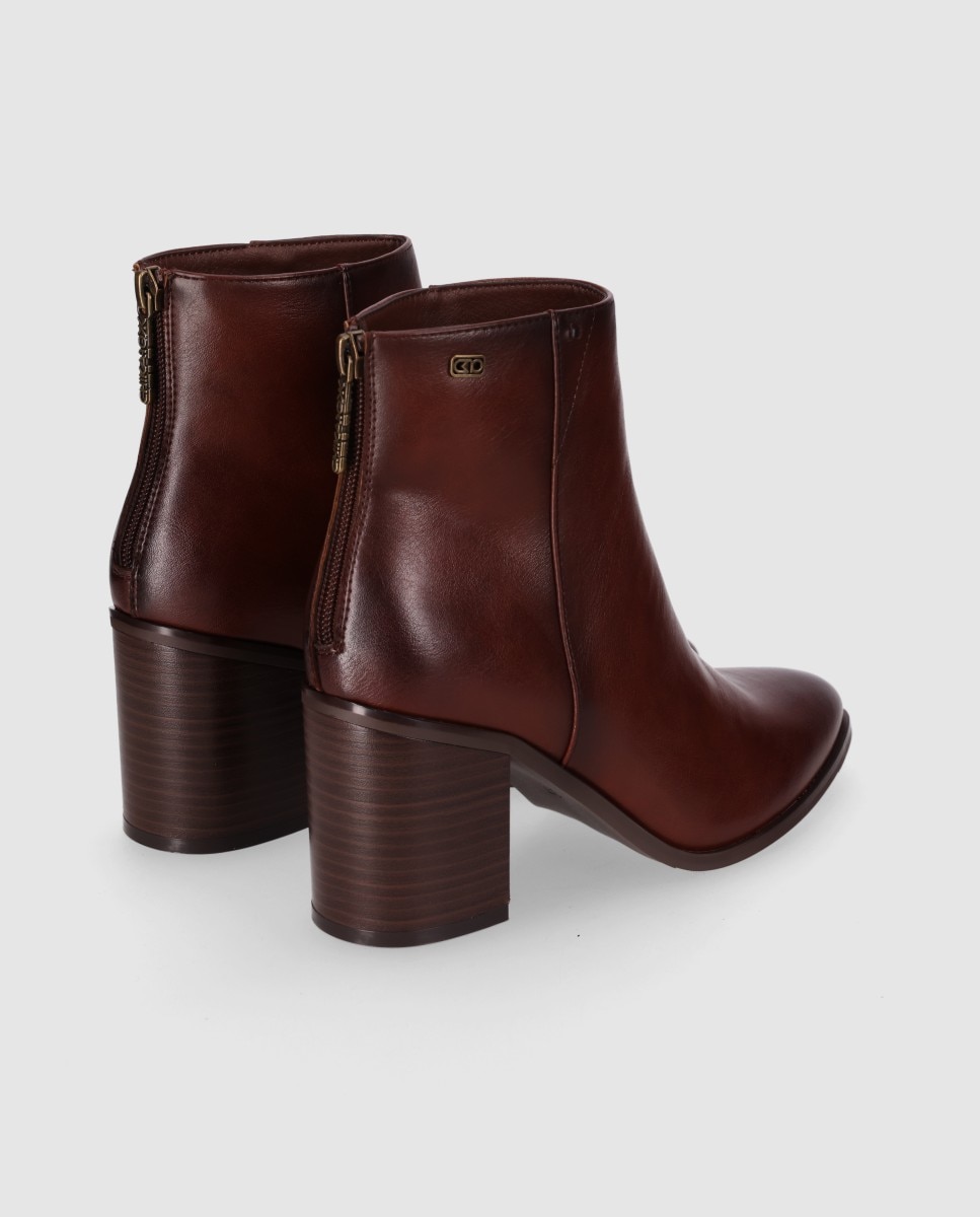 Botins Básicos com Salto Alto e Design Minimalista Elegante Castanho-3