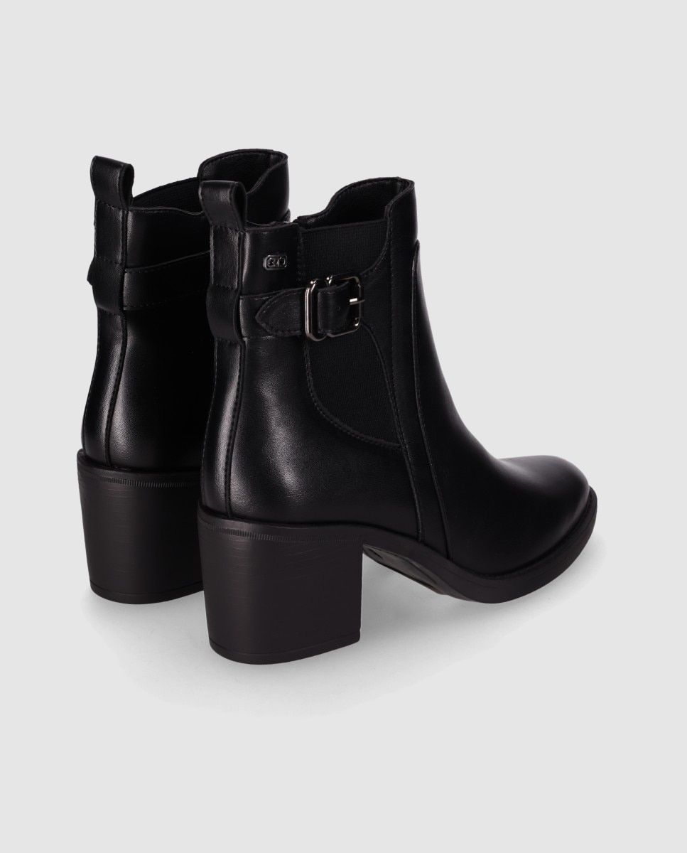 Botins Chelsea com Salto Bloco e Painel Lateral Elástico Preto-3