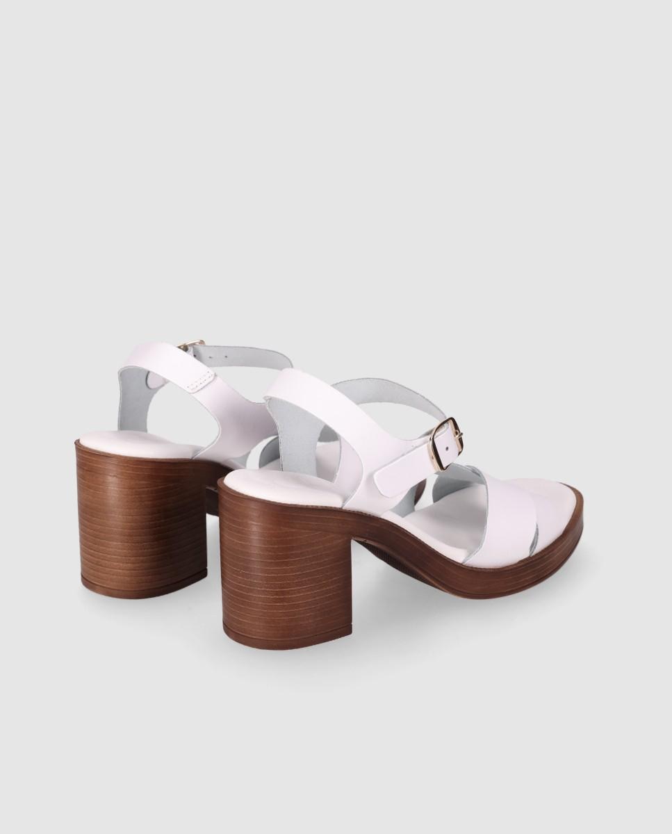 Sandálias de Salto em Pele com Design de Tiras Cruzadas e Fecho de Fivela Branco-3