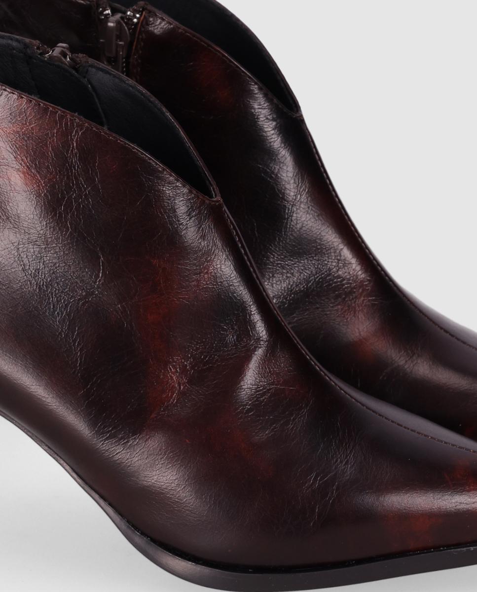 Botins Básicos Pele de Salto Fino Castanho-5