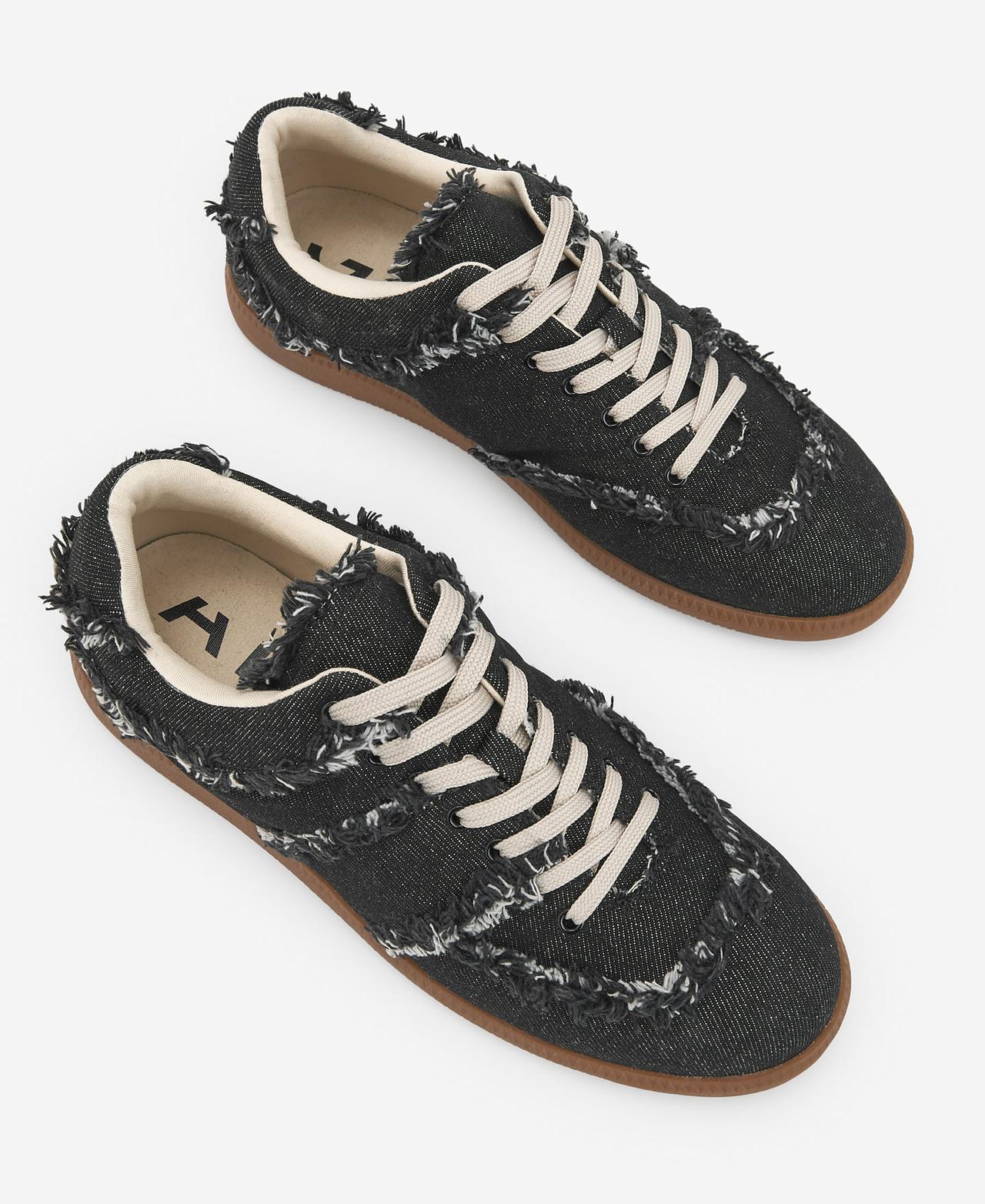 Sapatilhas Desportivas com Atacadores - Preto Preto-2