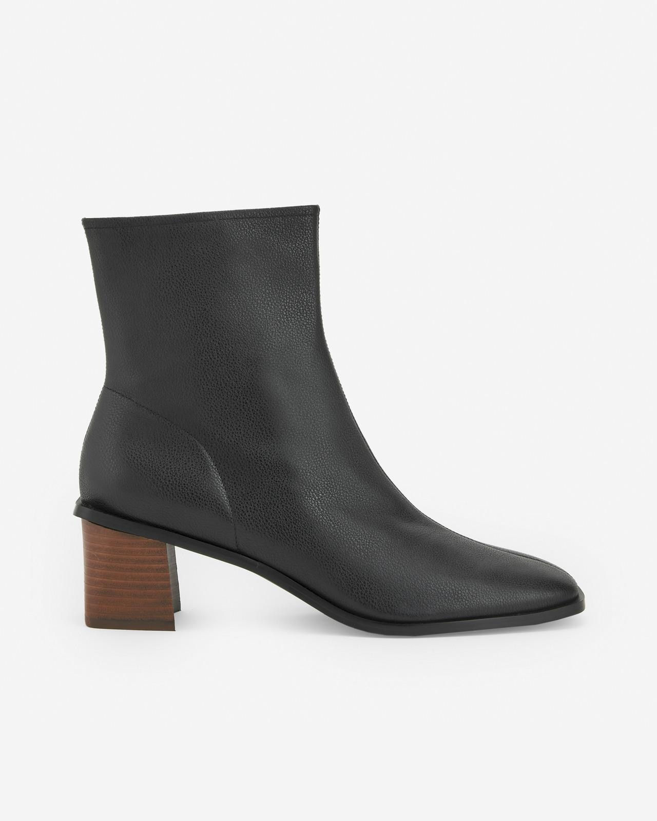 Botins em 100% Pele - Preto Preto-1