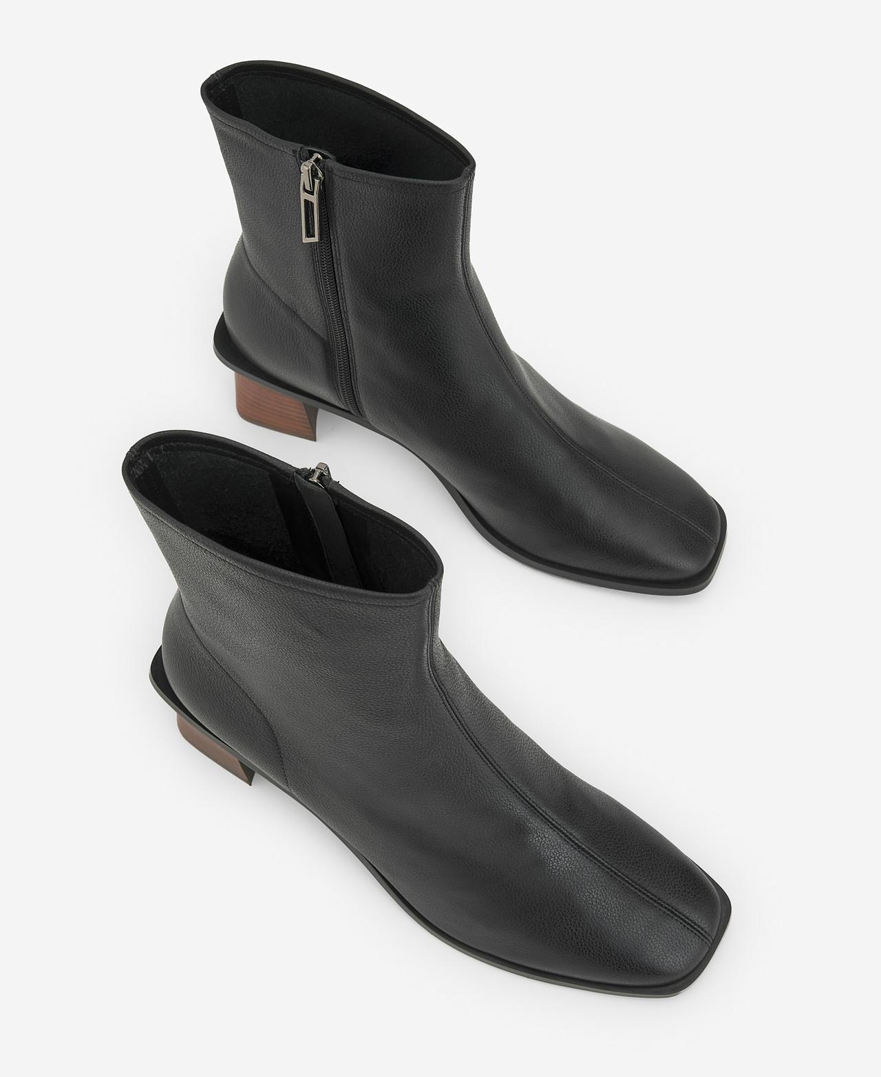 Botins em 100% Pele - Preto Preto-2
