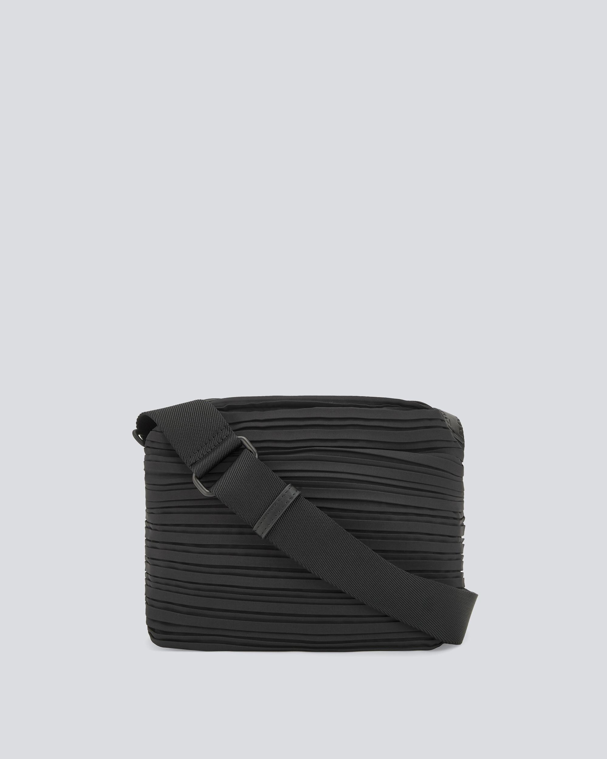 Mala de Tiracolo Média em Crinkle Reciclado - Azul-marinho Preto-1