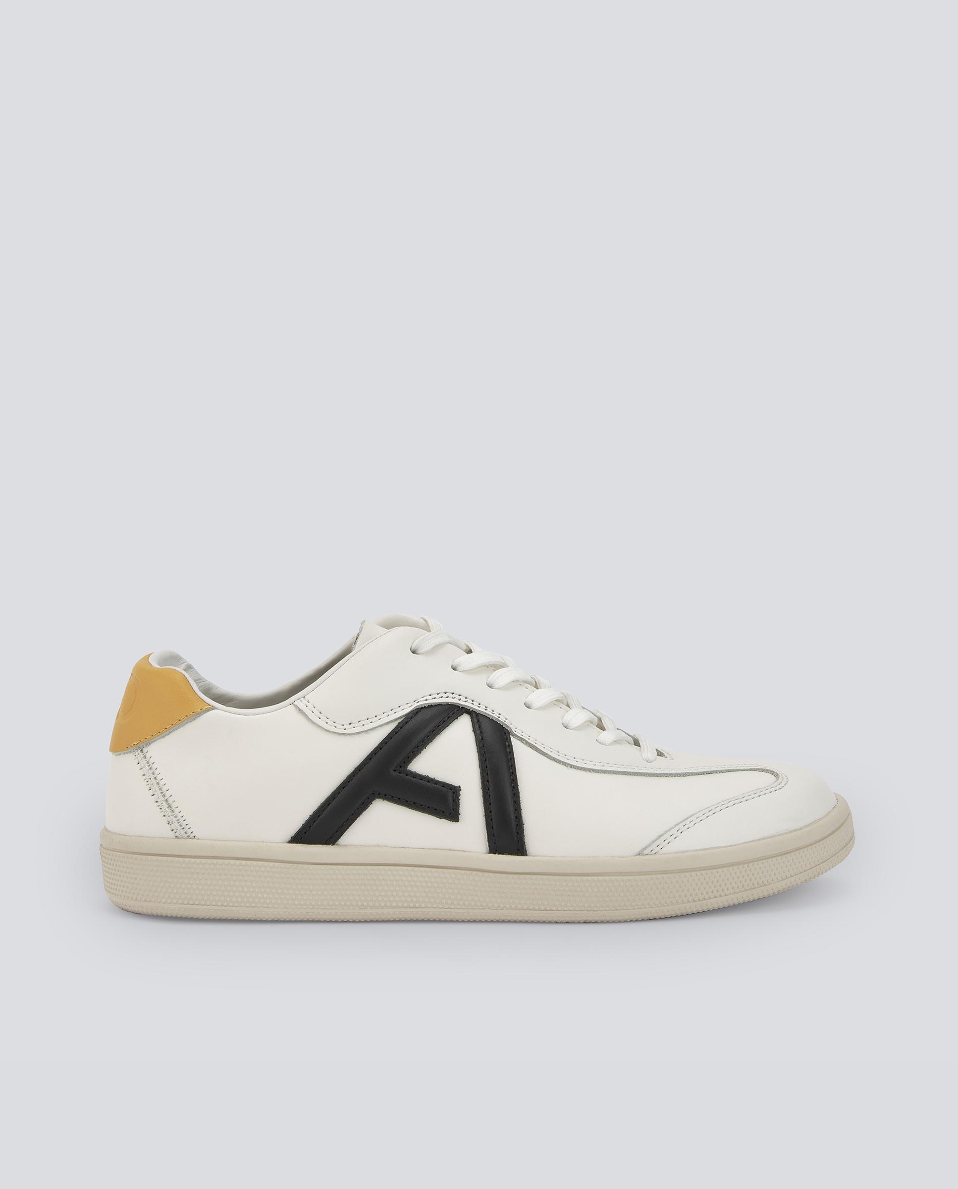 Sapatilhas de Pele com Atacadores - Branco Branco-1