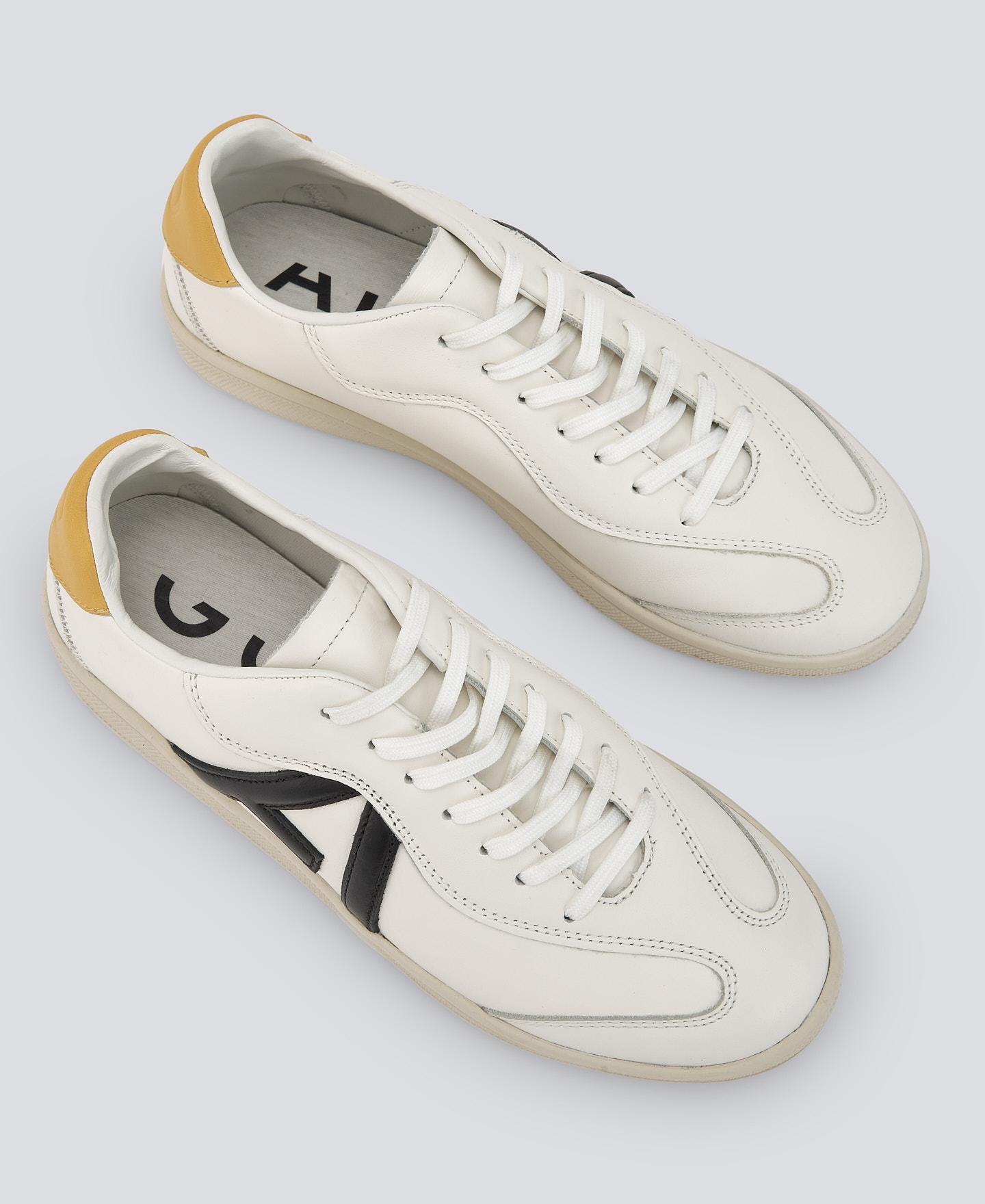 Sapatilhas de Pele com Atacadores - Branco Branco-2