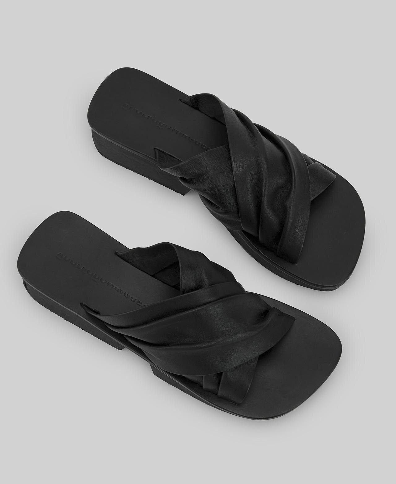 Sandálias de Plataforma com Tiras Cruzadas em Pele Preto-2