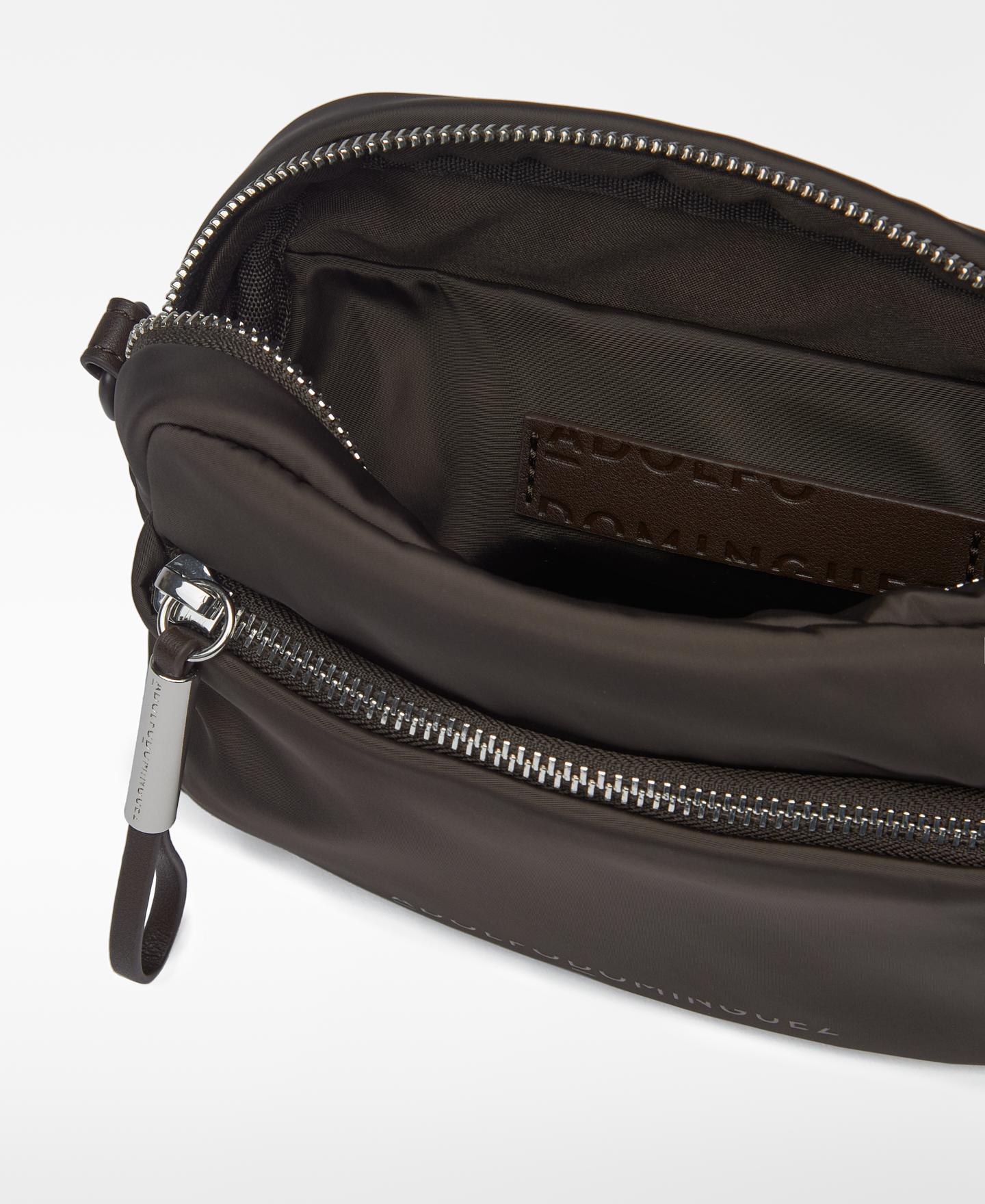 Mala a Tiracolo Pequena com Fecho Zip Preto-3